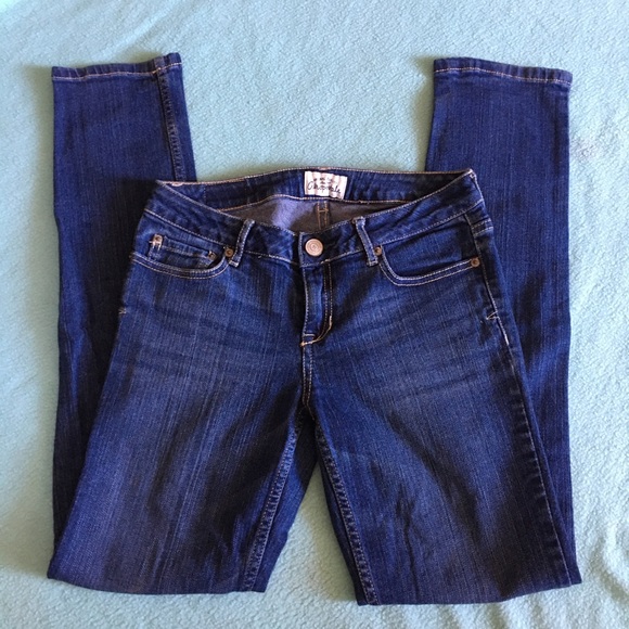 Jeans - Picture 2 of 3